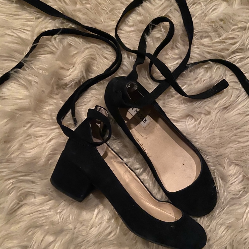 Steve Madden lace up kitten heels